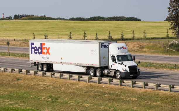 What to Consider When Looking for a FedEx Office Near Me for Shipping Needs FedEx services